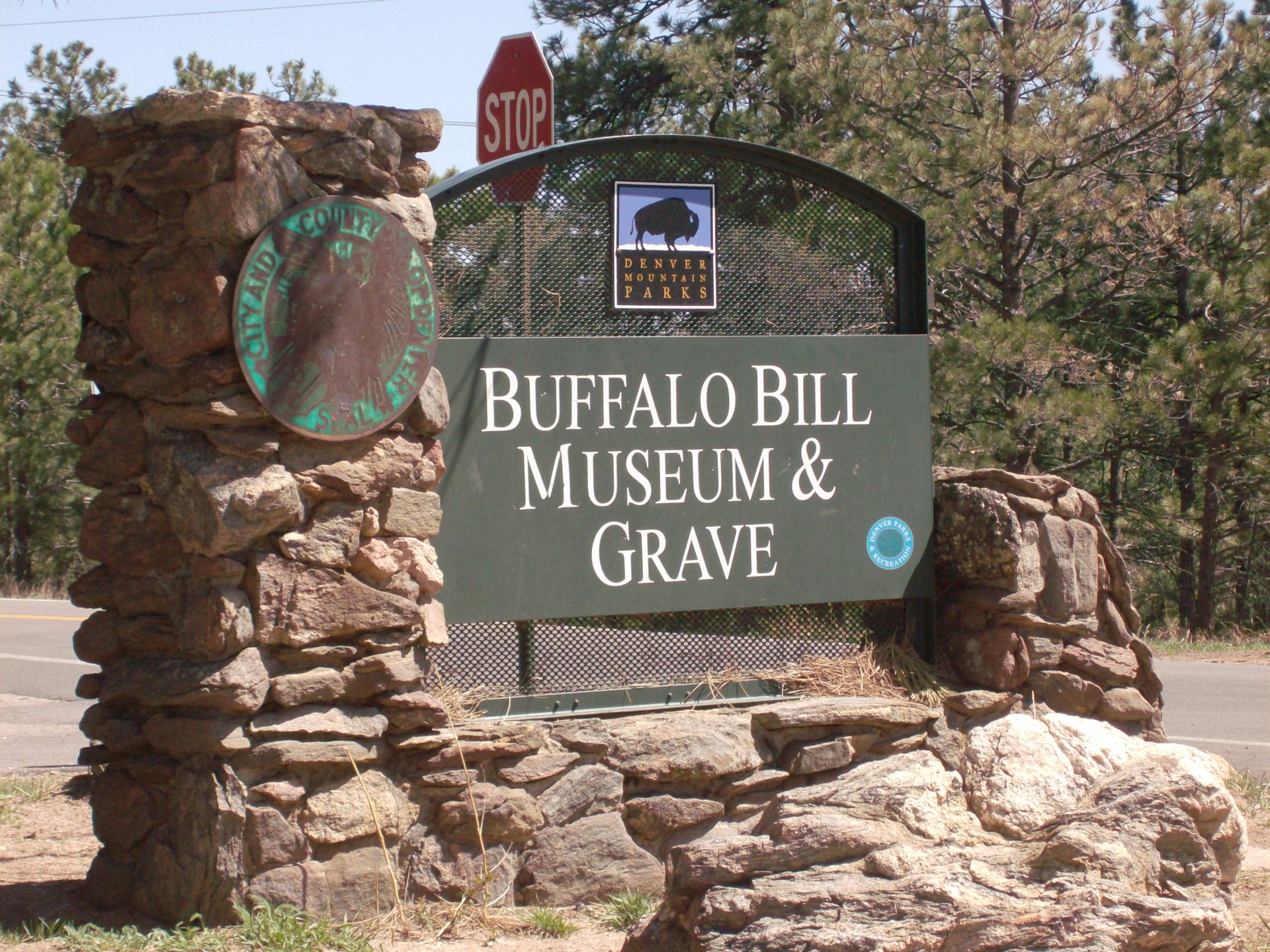 Buffalo Bill Museum & Grave – Buffalo Bill Museum & Grave entrance sign