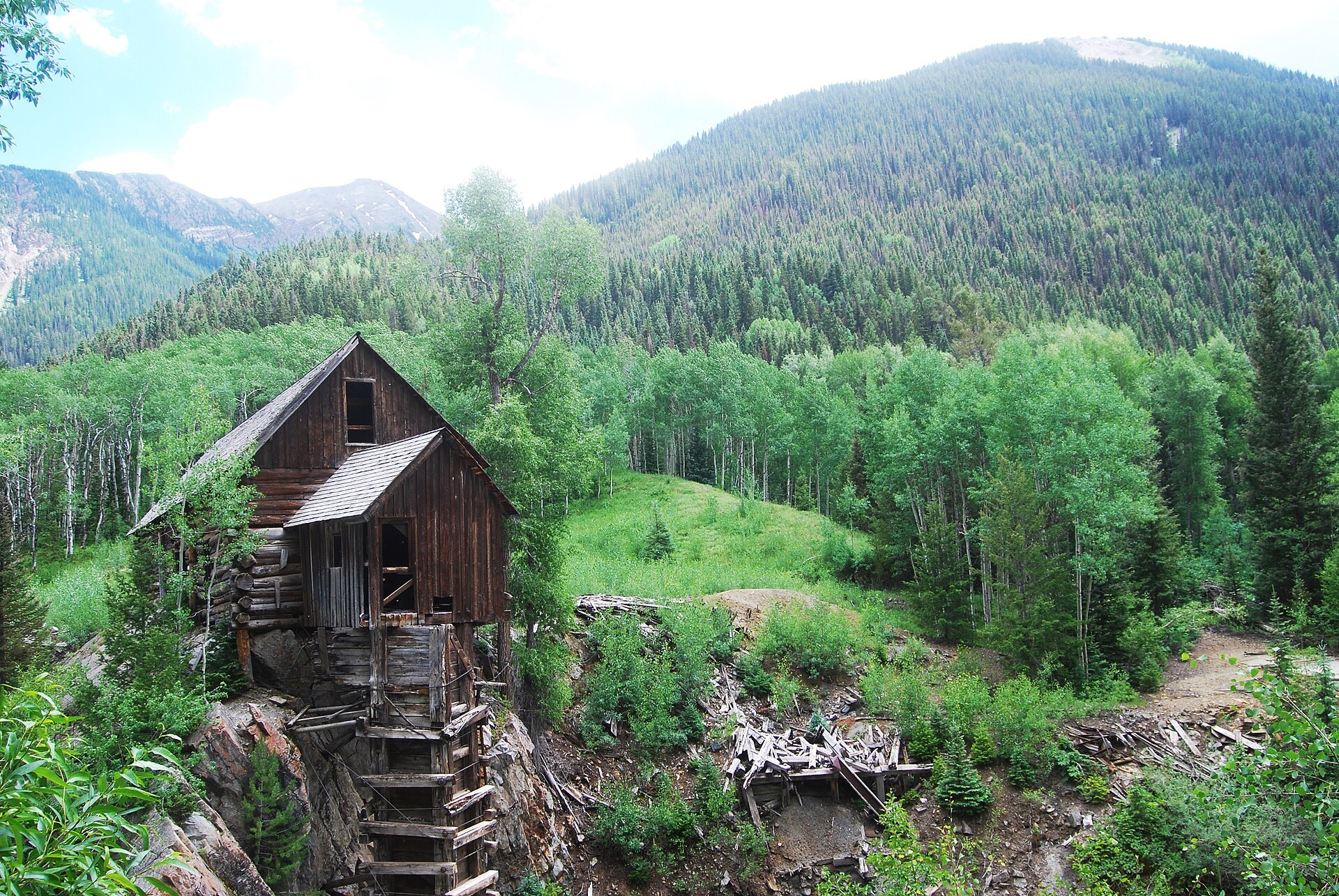 Crystal Mill and the green mountains around the Crystal townsite