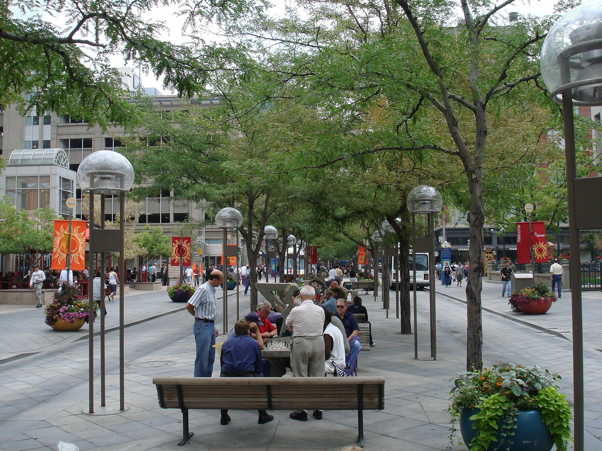 Trees, benches and the free MallRide on Denver's 16th Street Mall before the 2022-2025 renovation