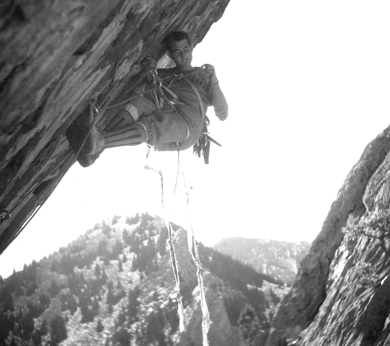 Layton Kor climbing Exhibit A in Eldorado Canyon in 1963