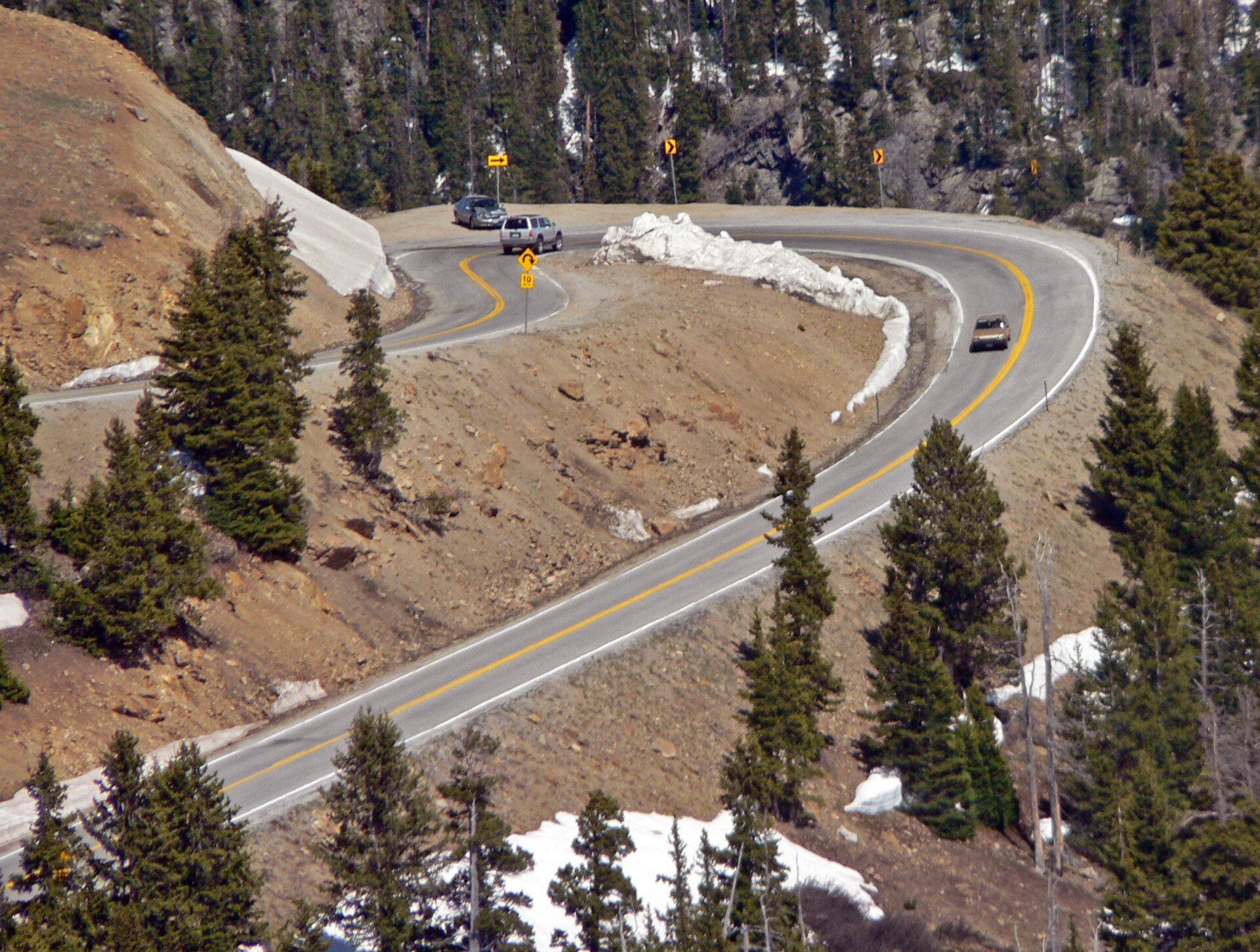 Switchback on Colorado State Highway 82 on the eastern approach to Independence Pass