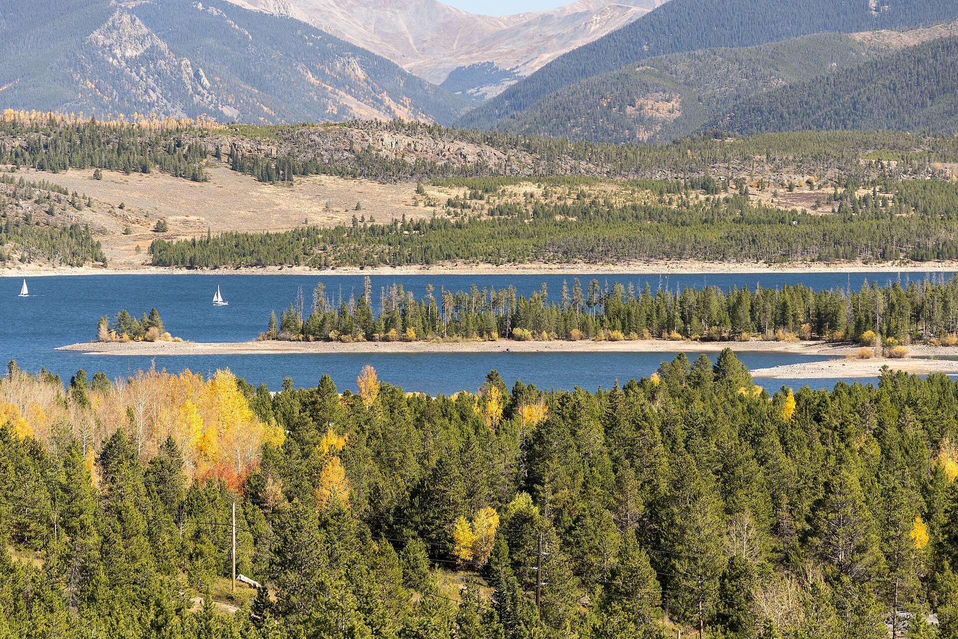 Heaton Bay and Sentinel Island on Dillon Reservoir in fall