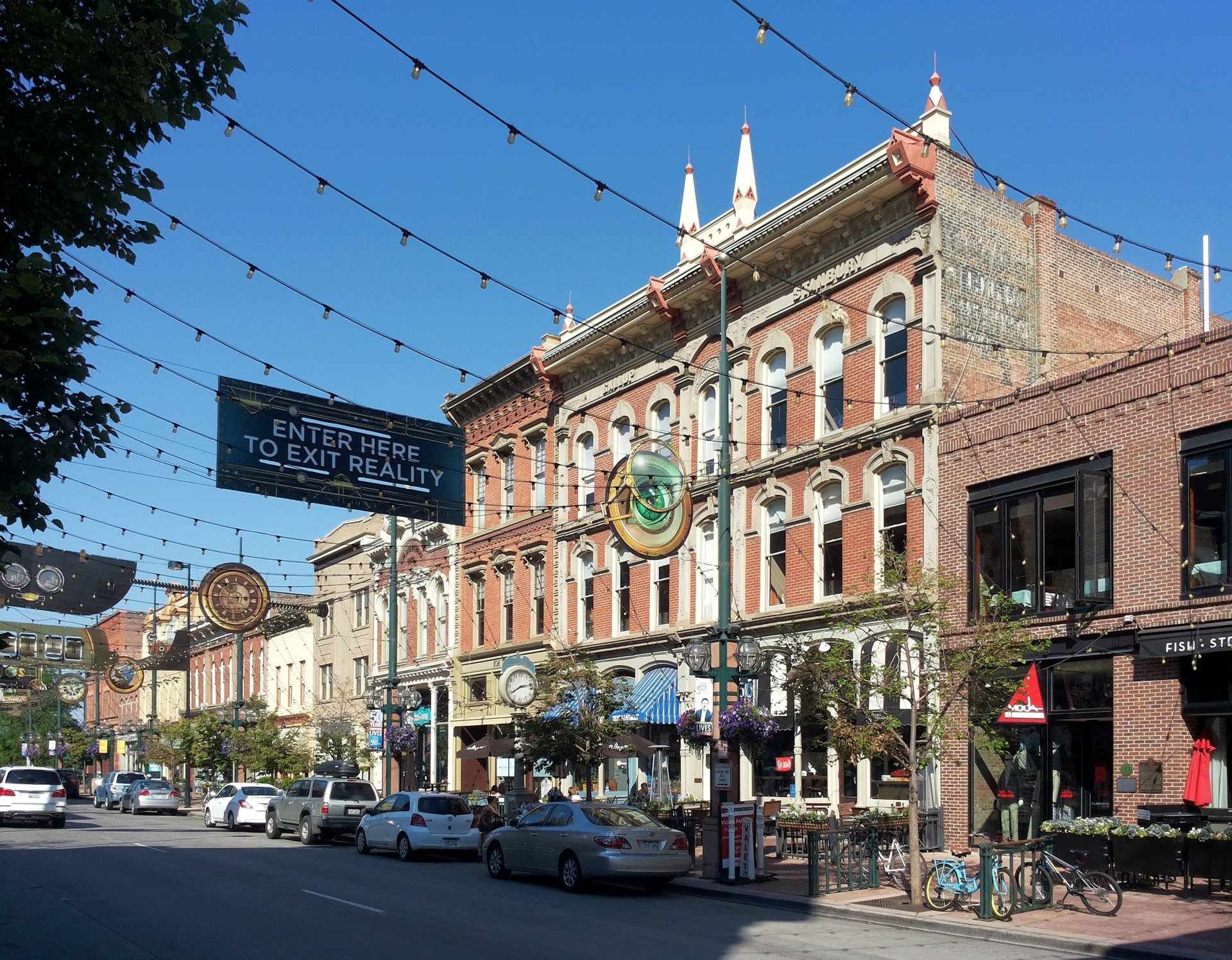 Victorian buildings on Larimer Square in 2015
