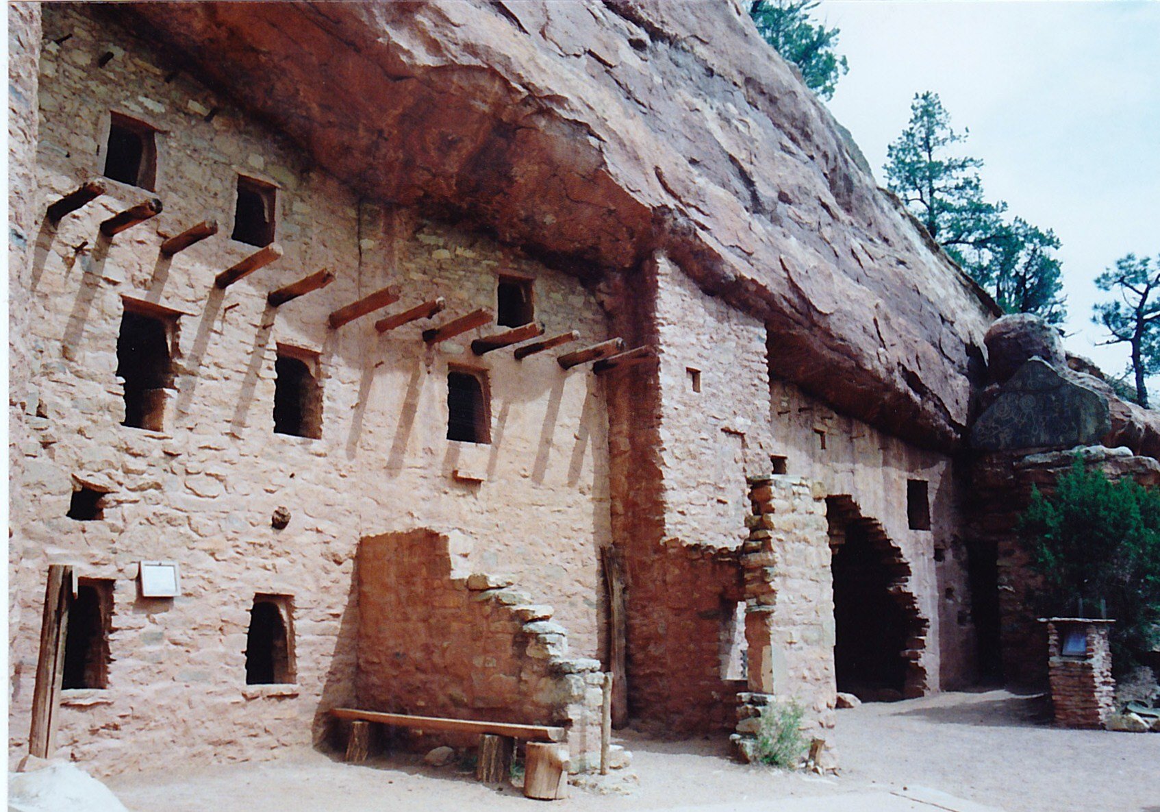 Manitou Cliff Dwellings – Colorado.USA.