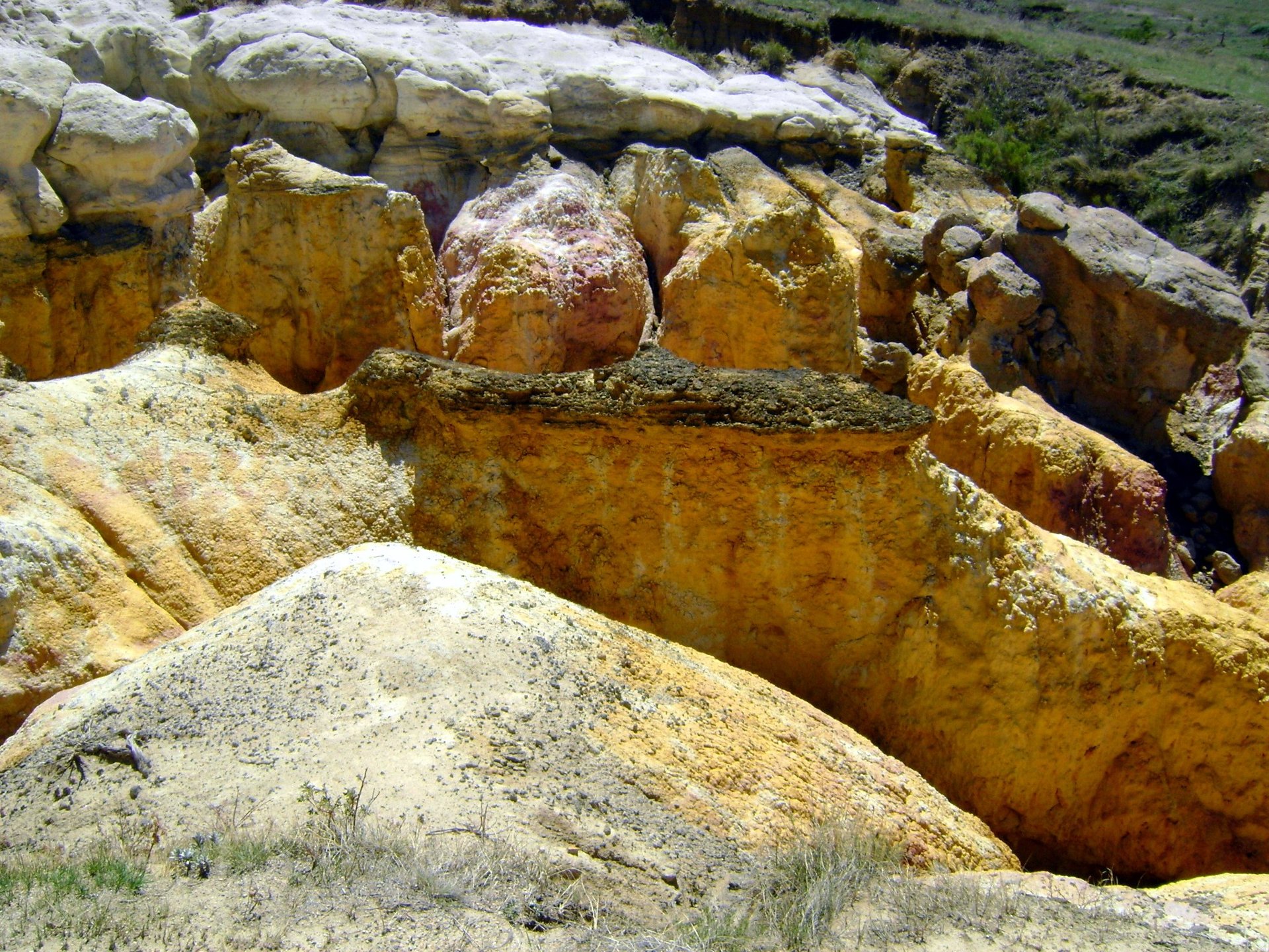 Paint Mines Interpretive Park – Calhan Paint Mines Archeological District