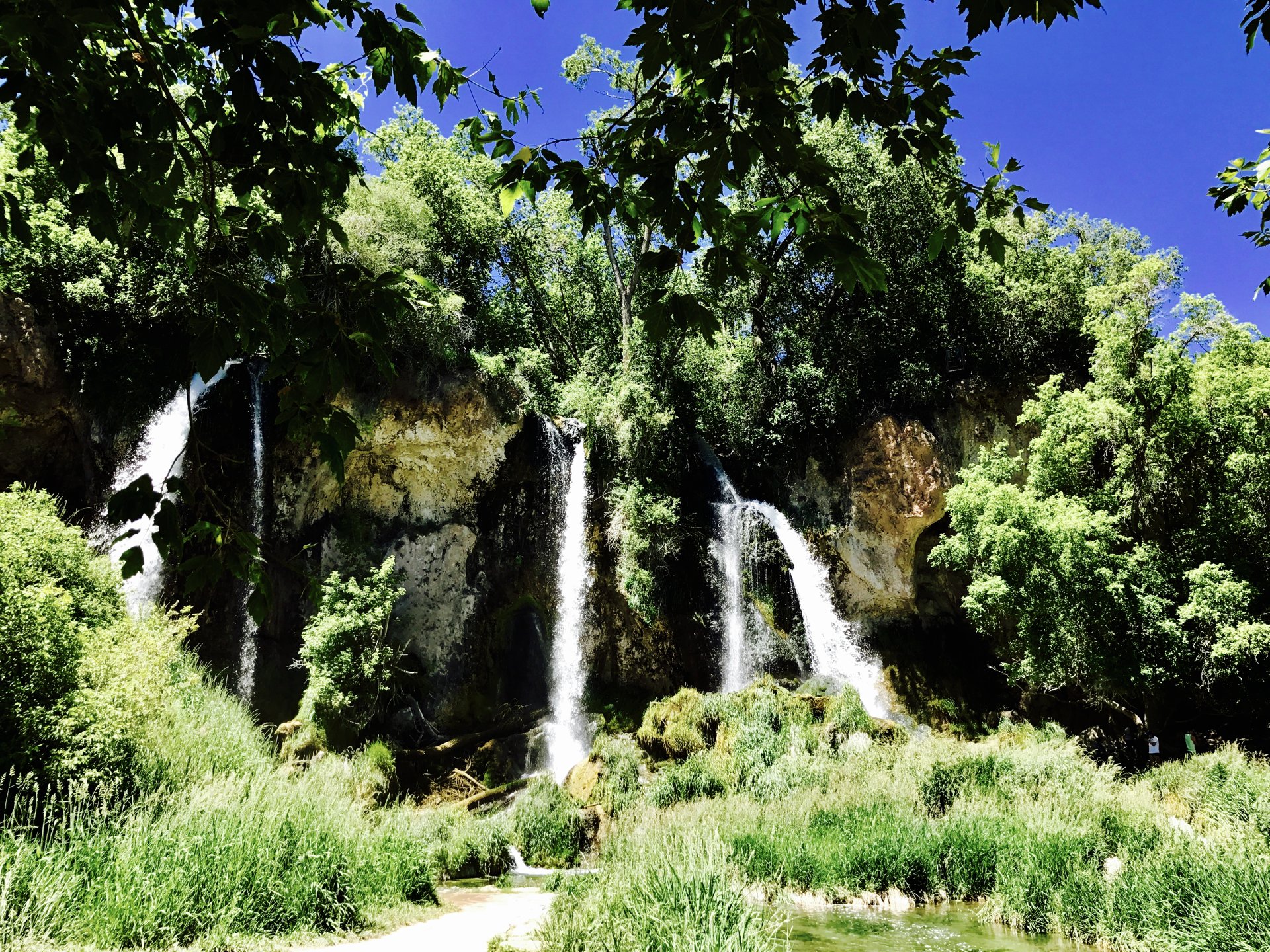 Rifle Falls State Park – Rifle Falls State Park Colorado during low run off