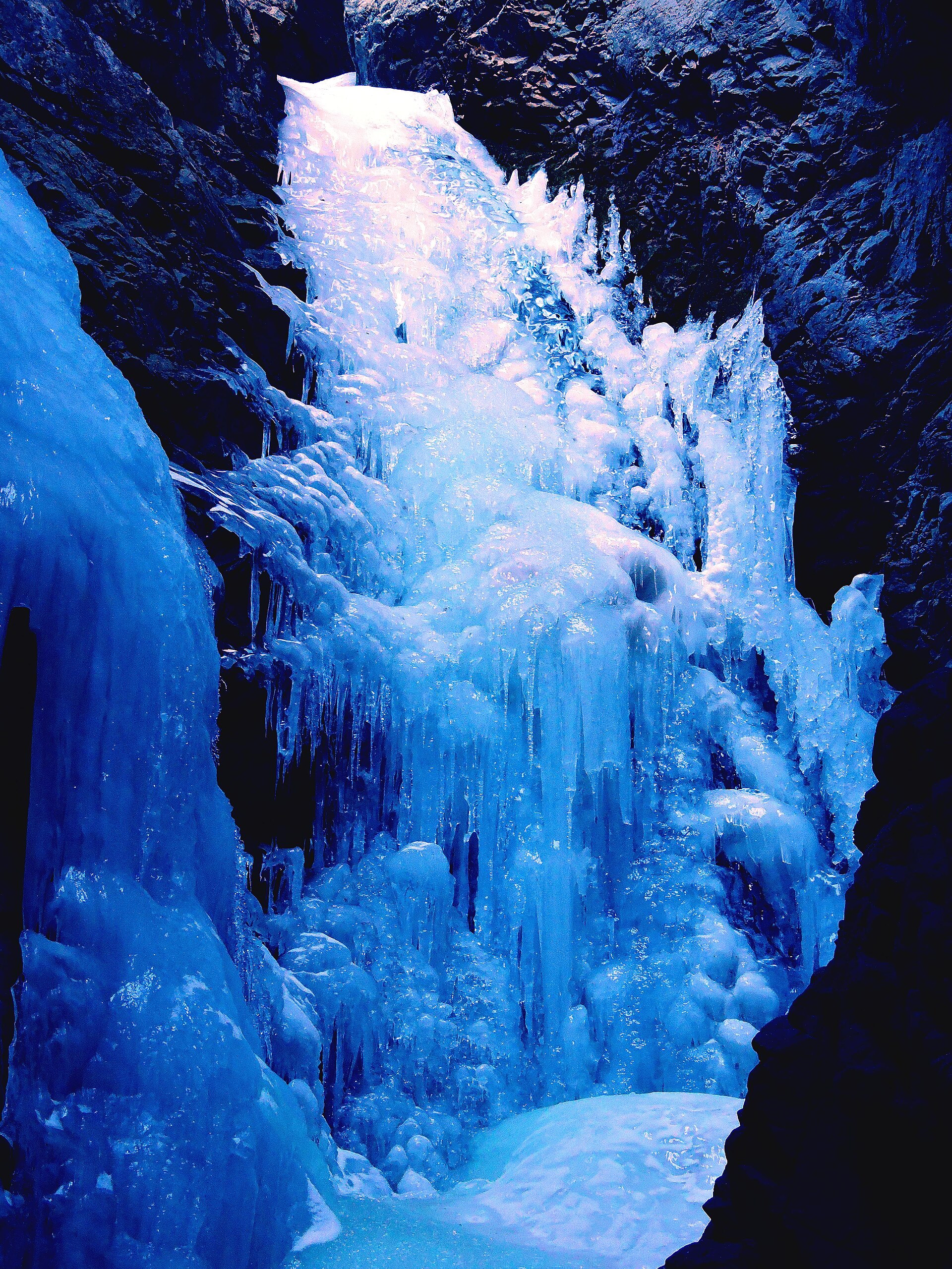 Frozen Zapata Falls in winter